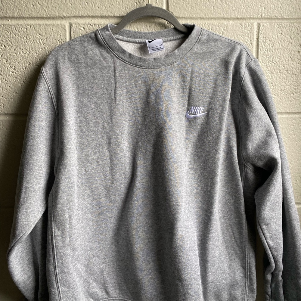 COPY - gray nike sweatshirt